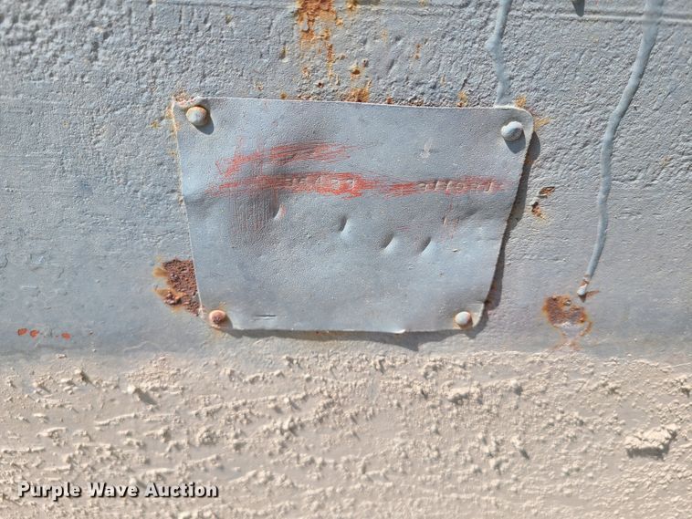 image for item IQ9103 Cedarapids screen vibrator