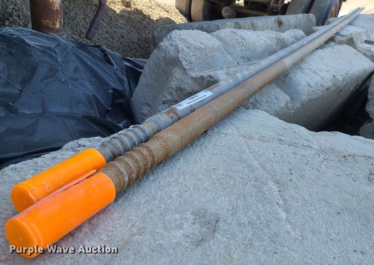 image for item IQ9105 20'L T45 drill rod