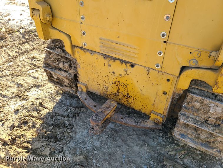 image for item IQ9124 Caterpillar D3B  dozer