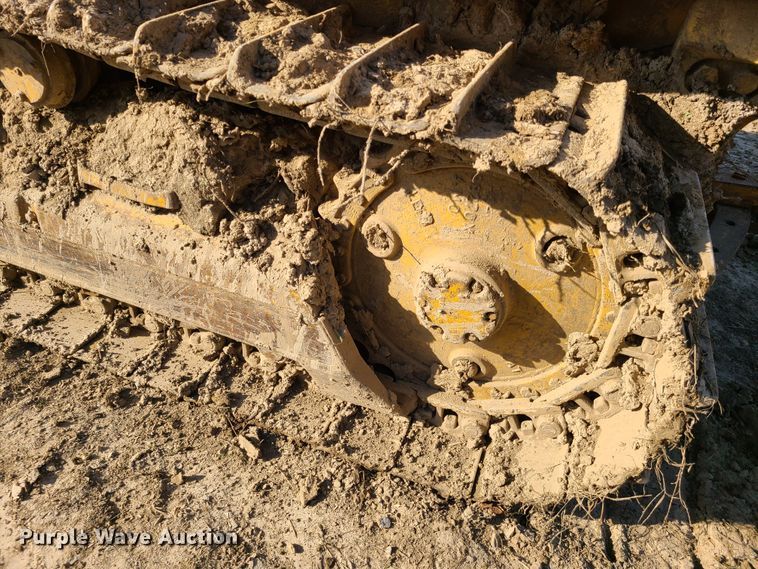 image for item IQ9124 Caterpillar D3B  dozer