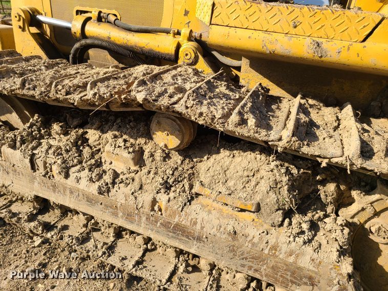 image for item IQ9124 Caterpillar D3B  dozer
