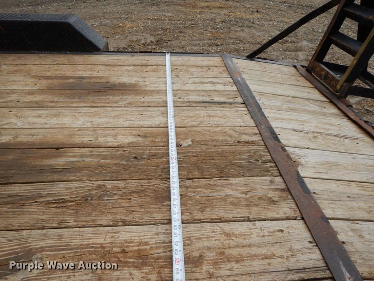 image for item IX9399 2014 PJ Trailer equipment trailer