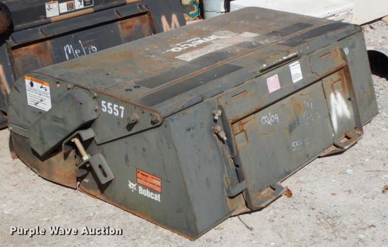 image for item IX9435 Bobcat 72  skid steer broom