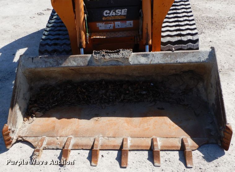 image for item IX9437 2011 Case TR320  tracked skid steer loader