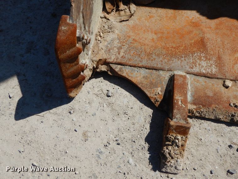 image for item IX9437 2011 Case TR320  tracked skid steer loader