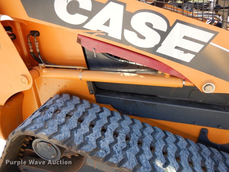 image for item IX9437 2011 Case TR320  tracked skid steer loader