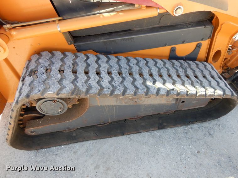 image for item IX9437 2011 Case TR320  tracked skid steer loader