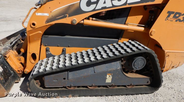 image for item IX9437 2011 Case TR320  tracked skid steer loader