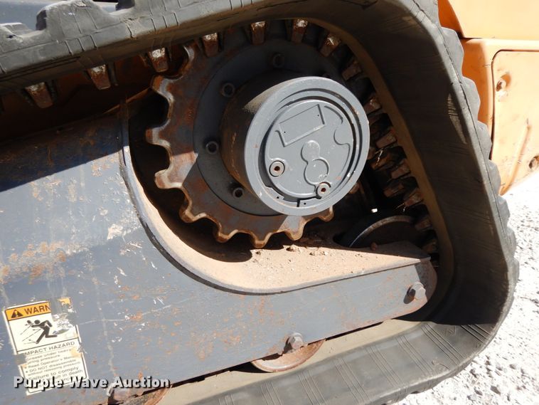 image for item IX9437 2011 Case TR320  tracked skid steer loader