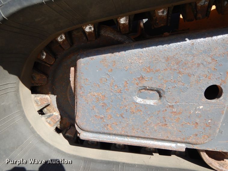 image for item IX9437 2011 Case TR320  tracked skid steer loader