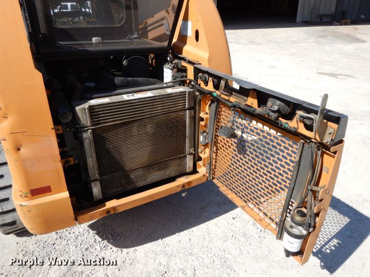 image for item IX9438 2014 Case TR320  tracked skid steer loader