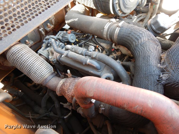 image for item IX9438 2014 Case TR320  tracked skid steer loader