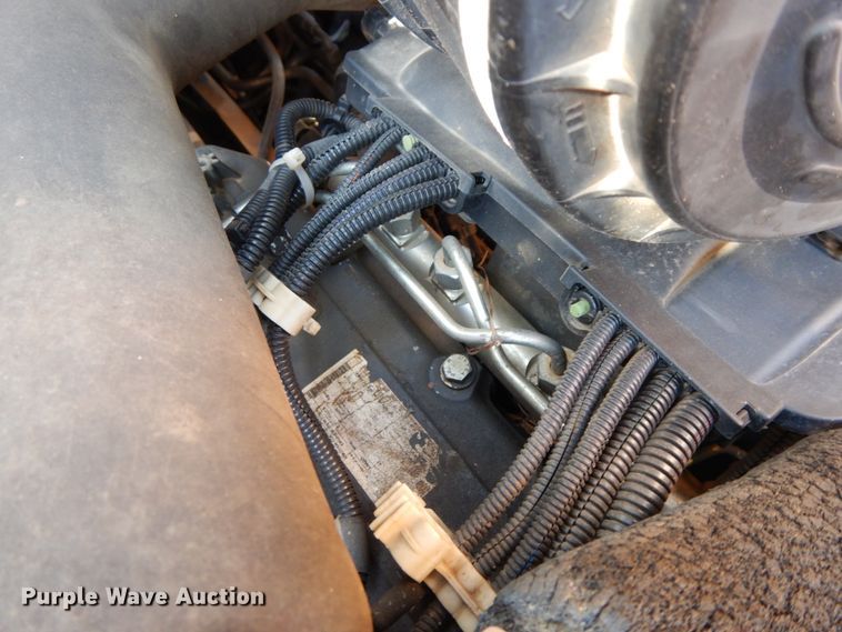 image for item IX9438 2014 Case TR320  tracked skid steer loader