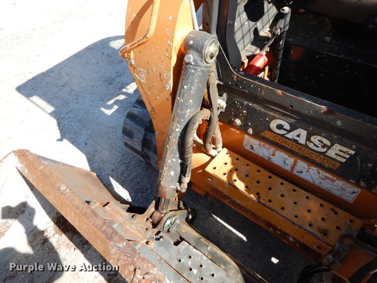 image for item IX9438 2014 Case TR320  tracked skid steer loader