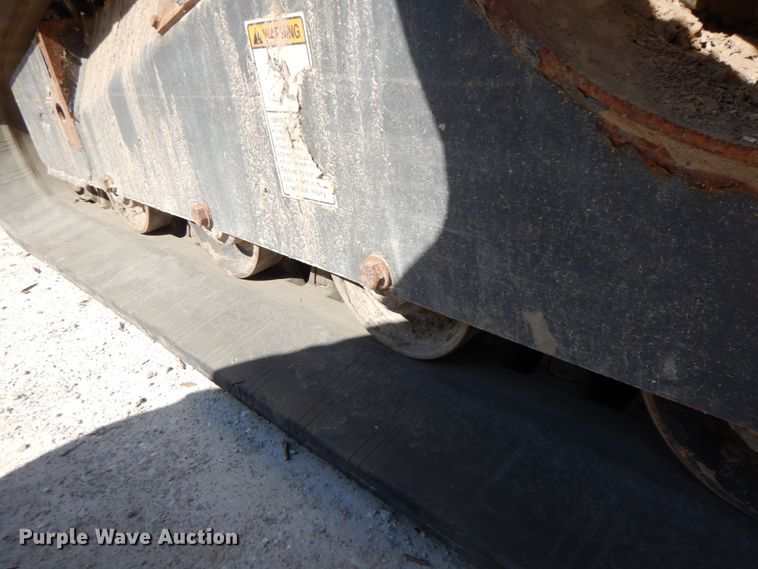 image for item IX9438 2014 Case TR320  tracked skid steer loader