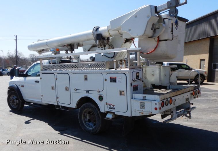 image for item IX9439 2011 Dodge Ram 5500HD  bucket truck