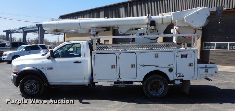 image for item IX9439 2011 Dodge Ram 5500HD  bucket truck