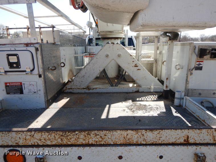 image for item IX9439 2011 Dodge Ram 5500HD  bucket truck