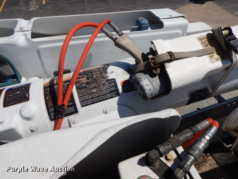 image for item IX9439 2011 Dodge Ram 5500HD  bucket truck