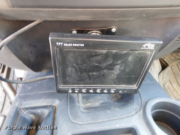 image for item IX9439 2011 Dodge Ram 5500HD  bucket truck