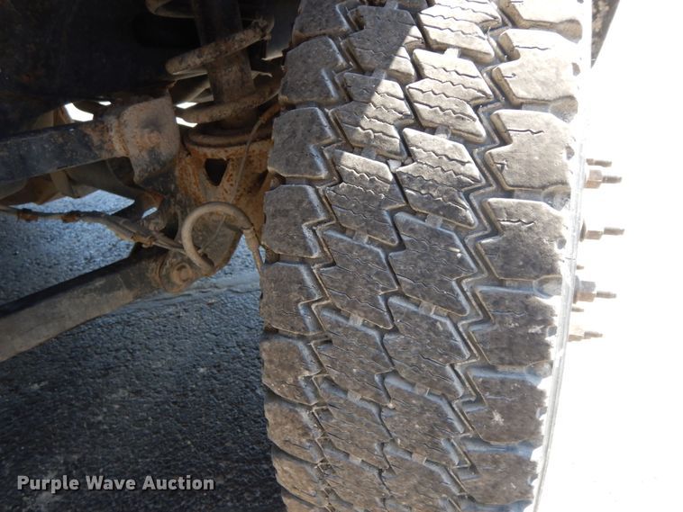 image for item IX9439 2011 Dodge Ram 5500HD  bucket truck