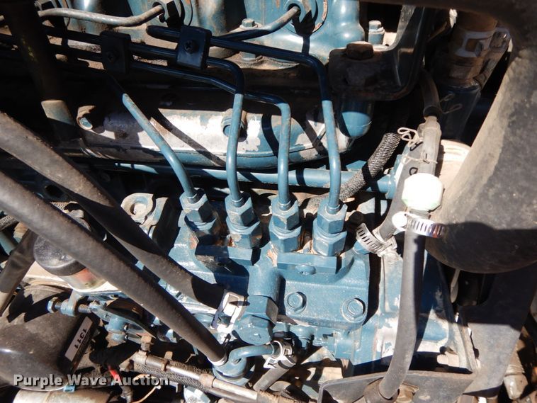 image for item IX9465 2004 Bobcat T300  tracked skid steer loader