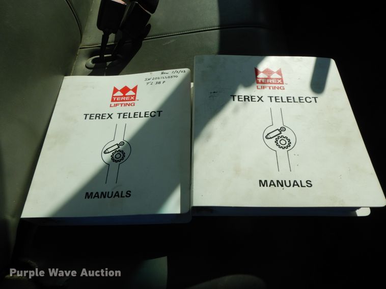 image for item IX9477 2003 Ford F450 Super Duty XL  bucket truck