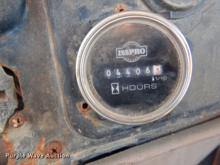 image for item IY9431 1982 International F2654  pulling unit