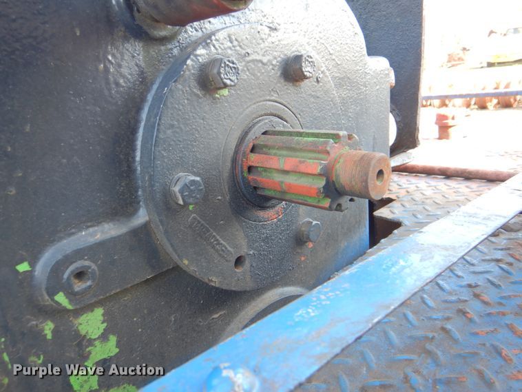 image for item IY9431 1982 International F2654  pulling unit