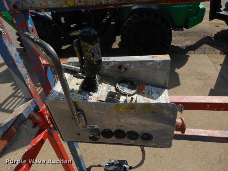 image for item IY9570 1994 Sky Jack SJ 4626  scissor lift