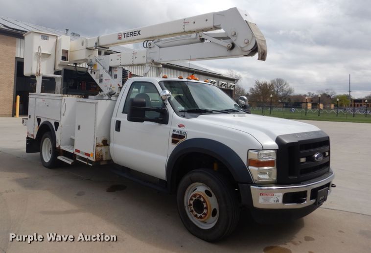 image for item IY9585 2009 Ford F550 Super Duty XL  bucket truck