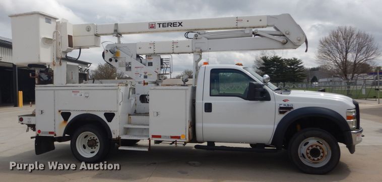 image for item IY9585 2009 Ford F550 Super Duty XL  bucket truck