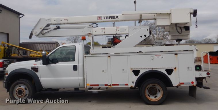 image for item IY9585 2009 Ford F550 Super Duty XL  bucket truck