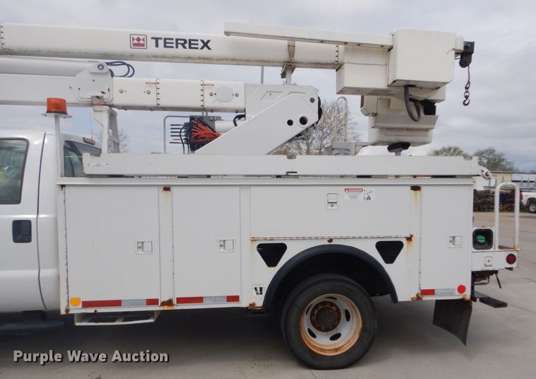 image for item IY9585 2009 Ford F550 Super Duty XL  bucket truck