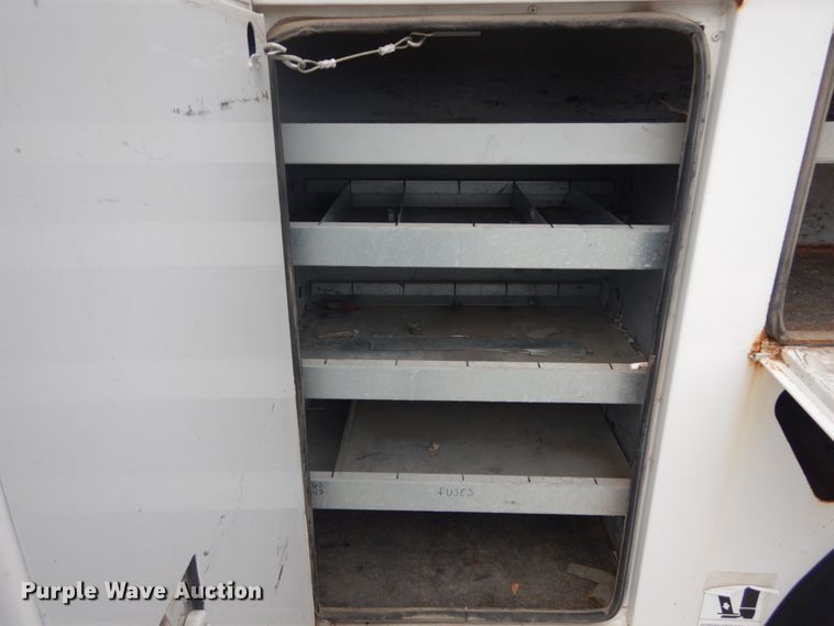 image for item IY9585 2009 Ford F550 Super Duty XL  bucket truck