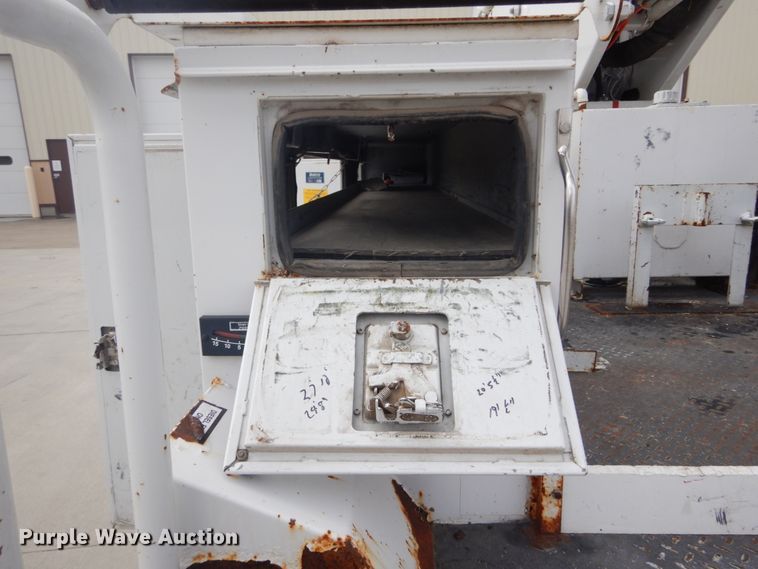 image for item IY9585 2009 Ford F550 Super Duty XL  bucket truck