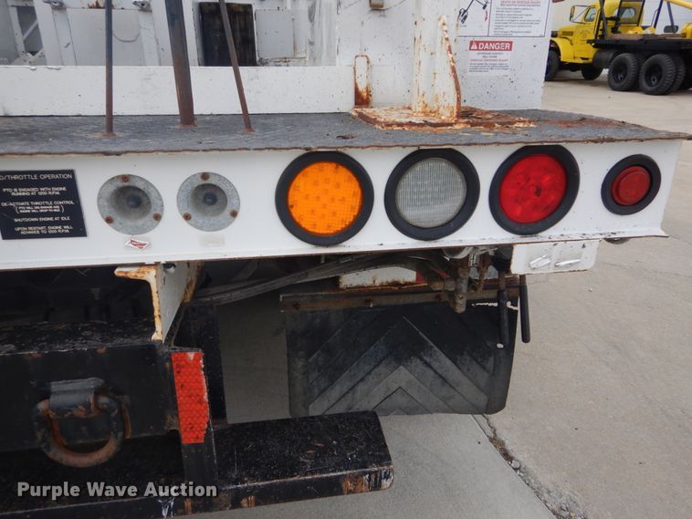 image for item IY9585 2009 Ford F550 Super Duty XL  bucket truck