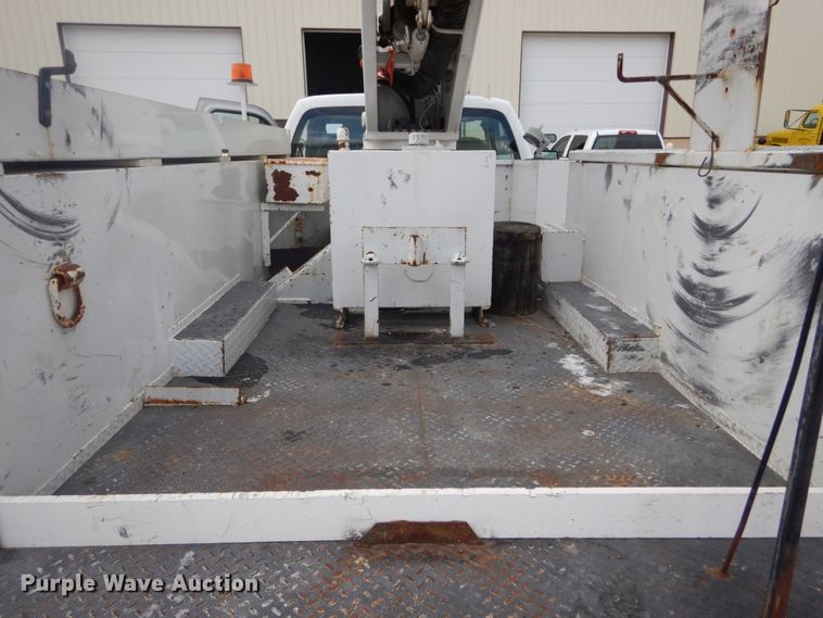 image for item IY9585 2009 Ford F550 Super Duty XL  bucket truck