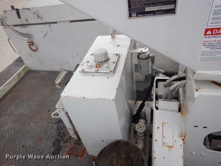 image for item IY9585 2009 Ford F550 Super Duty XL  bucket truck