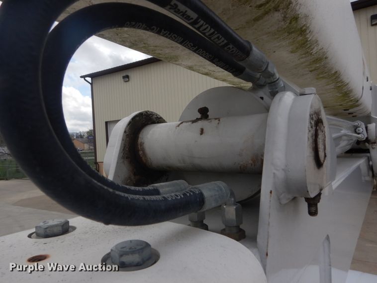 image for item IY9585 2009 Ford F550 Super Duty XL  bucket truck