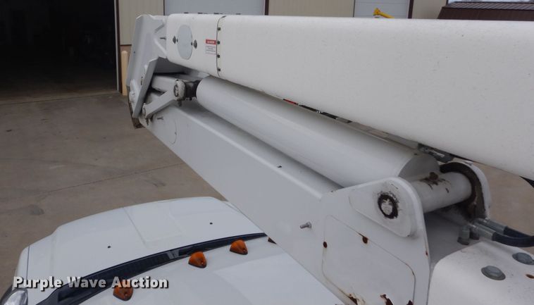 image for item IY9585 2009 Ford F550 Super Duty XL  bucket truck