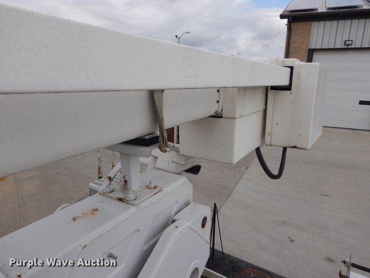 image for item IY9585 2009 Ford F550 Super Duty XL  bucket truck