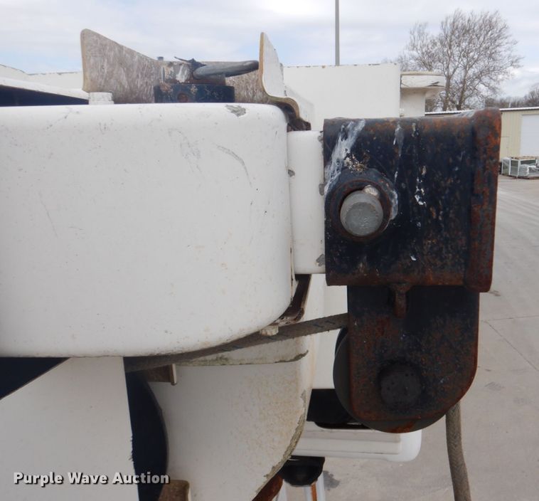 image for item IY9585 2009 Ford F550 Super Duty XL  bucket truck