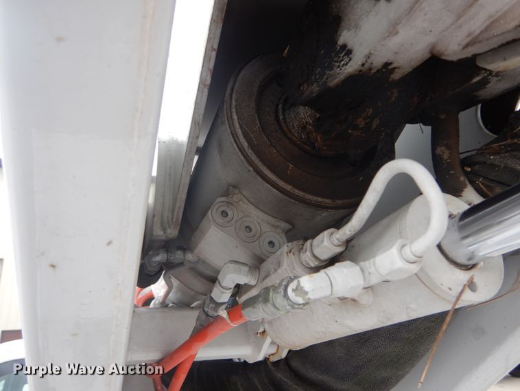 image for item IY9585 2009 Ford F550 Super Duty XL  bucket truck