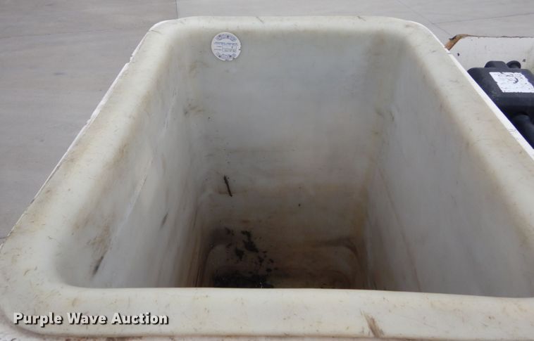 image for item IY9585 2009 Ford F550 Super Duty XL  bucket truck