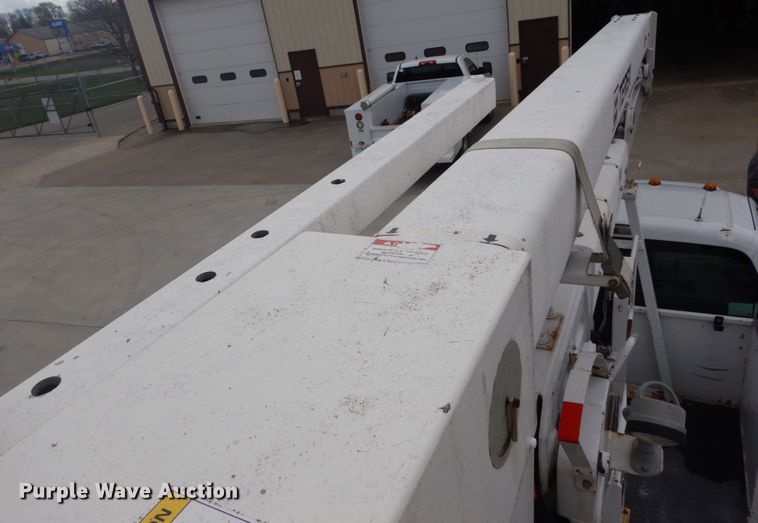 image for item IY9585 2009 Ford F550 Super Duty XL  bucket truck