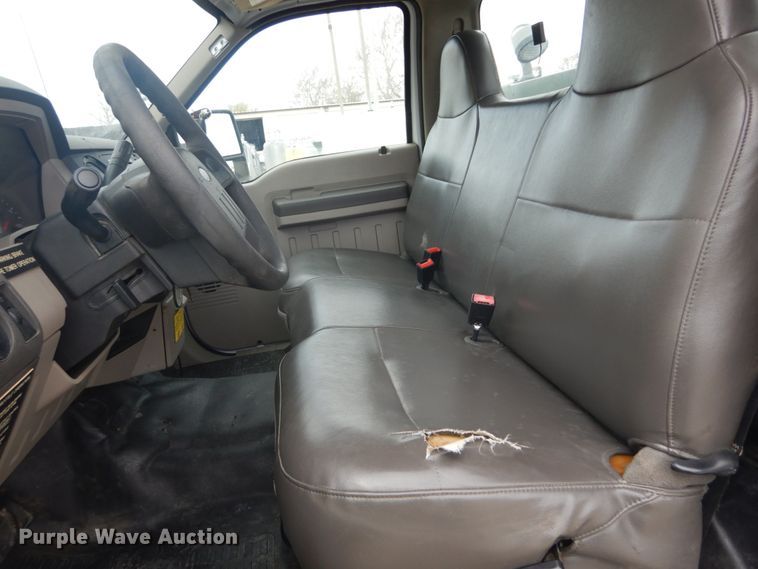 image for item IY9585 2009 Ford F550 Super Duty XL  bucket truck