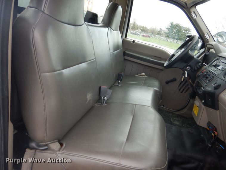 image for item IY9585 2009 Ford F550 Super Duty XL  bucket truck