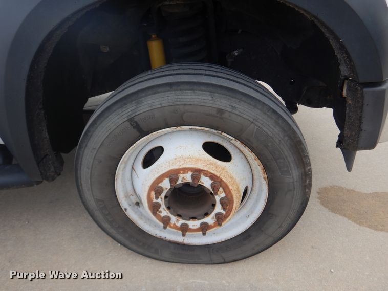 image for item IY9585 2009 Ford F550 Super Duty XL  bucket truck