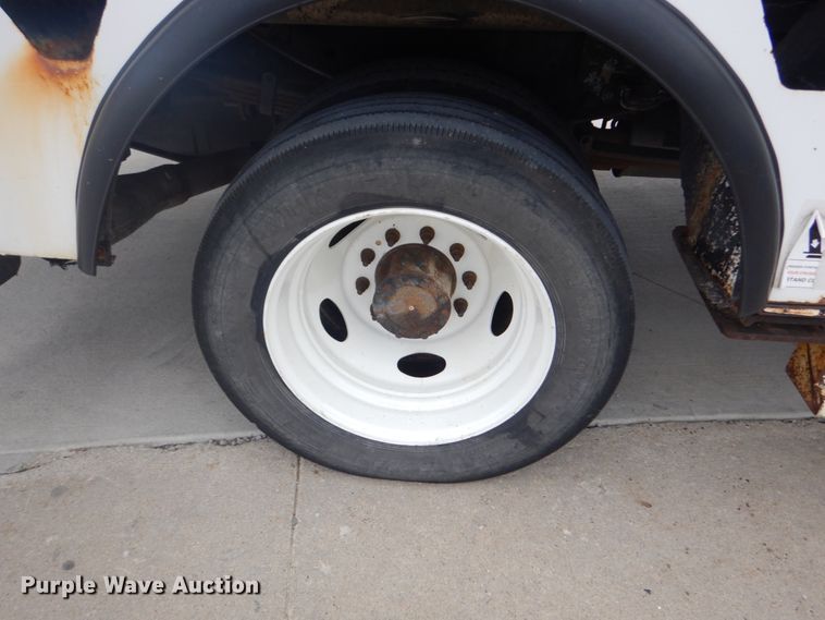 image for item IY9585 2009 Ford F550 Super Duty XL  bucket truck